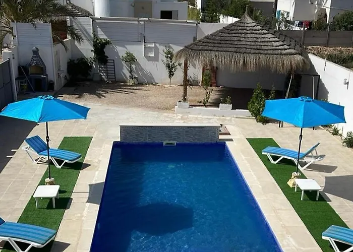 Villa Line